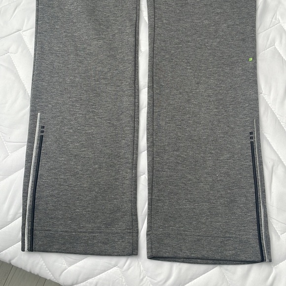 Hugo Boss Sweat Pants - Picture 3 of 5
